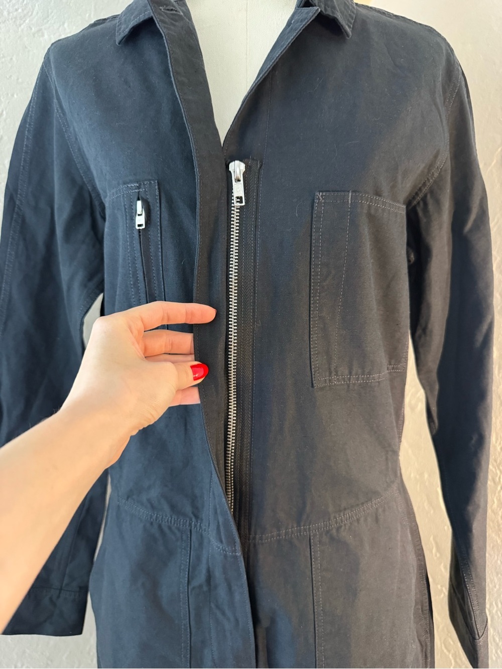 Outerknown Women’s Utility Jumpsuit Navy Organic Cotton Linen Size S NWT - Picture 3 of 13